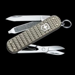Victorinox Classic Precious Alox -Outdoor clothing and equipment BMC 062214011Gdet2 40617.1648227153.1280.1280 22363.1648227475