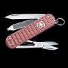 Victorinox Classic Precious Alox 2 Victorinox Classic Precious Alox -Outdoor clothing and equipment BMC 062214011Gdet 55436.1648227152.1280.1280 44219.1648227475