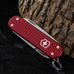Victorinox Classic Precious Alox -Outdoor clothing and equipment BMC 06221401G.2 32933.1648563198
