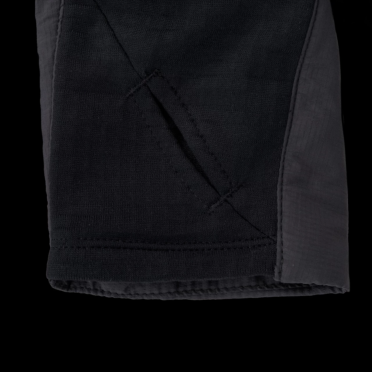 TAD Javelin Anorak Black 7 TAD Javelin Anorak Black - Image 5