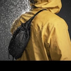 Matador Freerain Waterproof Packable Hip Pack -Outdoor clothing and equipment MAT FRHP001BK 31685.1634131933