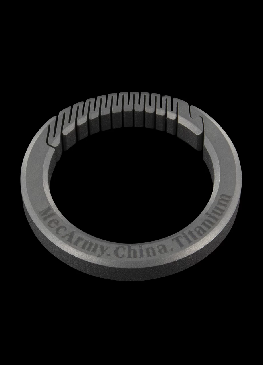 MecArmy Titanium EDC Keyring 4 MecArmy Titanium EDC Keyring - Image 2