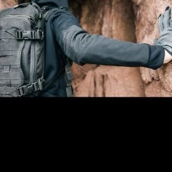 TAD Women Aeon CT Hoodie Black 16 TAD Women Aeon CT Hoodie Black -Outdoor clothing and equipment TAD AEON BLKdet10 30695.1642076077