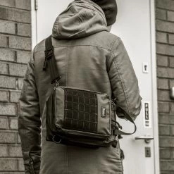 Magforce Cougar 500D Waterproof Portfolio Bag -Outdoor clothing and equipment cougar4 17579.1646916748.1280.1280 58933.1660645643.1280.1280 84806.1671704257